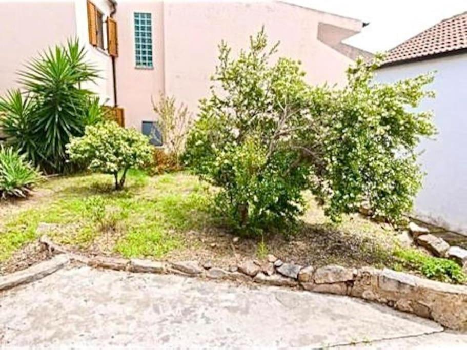 Villetta La Conchiglia La Maddalena  Exterior photo